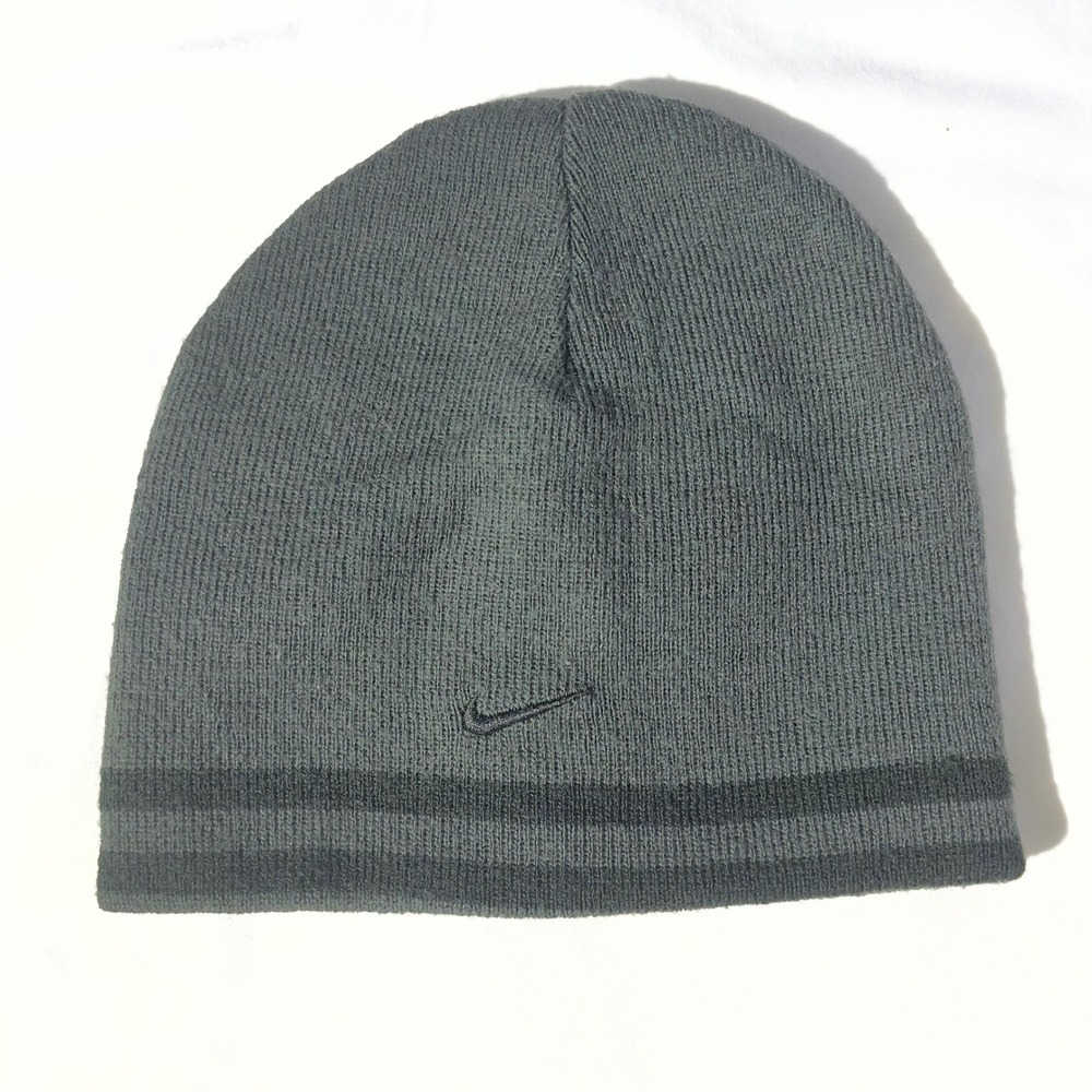 Nike Youth Beanie Grey Black Striped Knit Winter Hat Embroidered Swoosh Logo